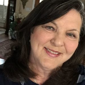 Meet your Posher, Carolyn